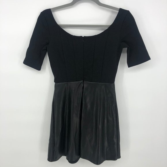 Faux leather skater mini dress black PETITE XS - Picture 2 of 4